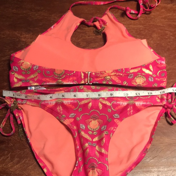 La Vie En Rose Two Piece - Picture 15 of 17